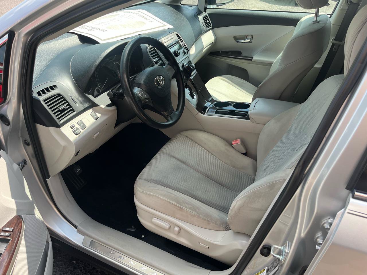 Used 2009 Toyota Venza FWD image 23
