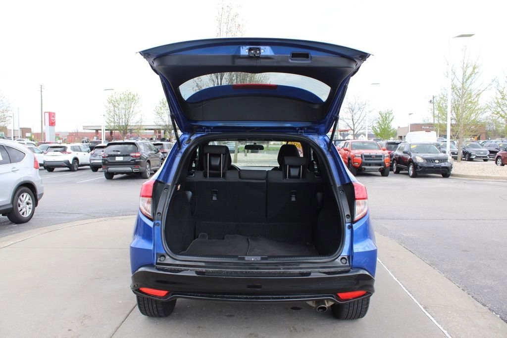 Used 2021 Honda HR-V Sport image 9