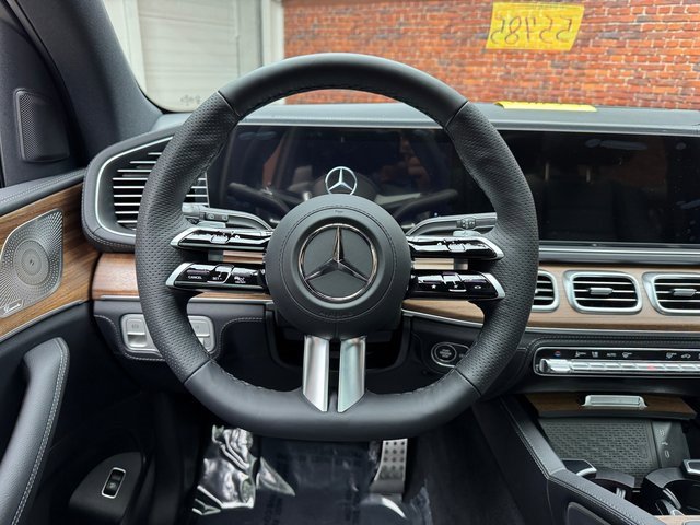 New 2025 Mercedes-Benz GLS 580 4MATIC image 14
