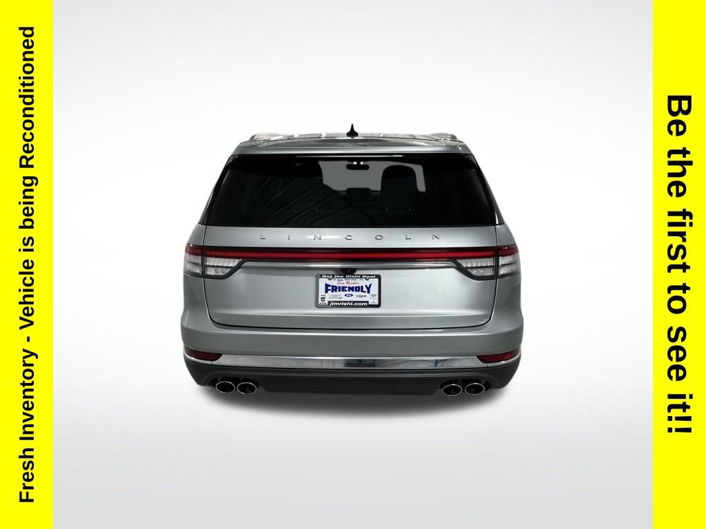 Used 2023 Lincoln Aviator Reserve w/ Equipment Group 201A image 4