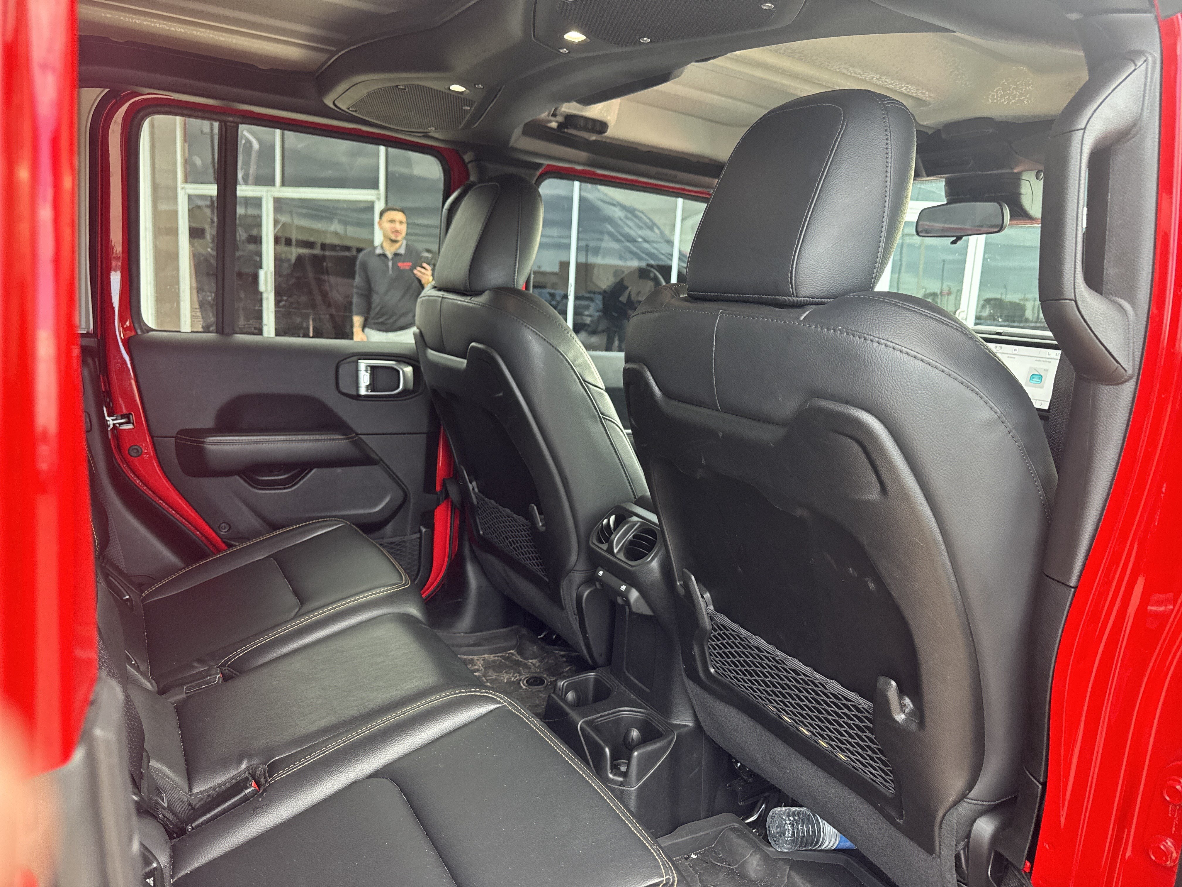 Used 2025 Jeep Gladiator Sport AWD/4WD image 11