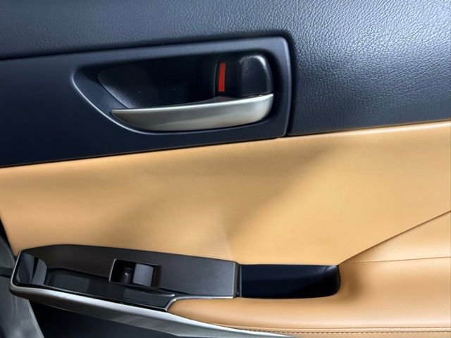 Used 2017 Lexus IS 300 AWD w/ Navigation System Package image 28