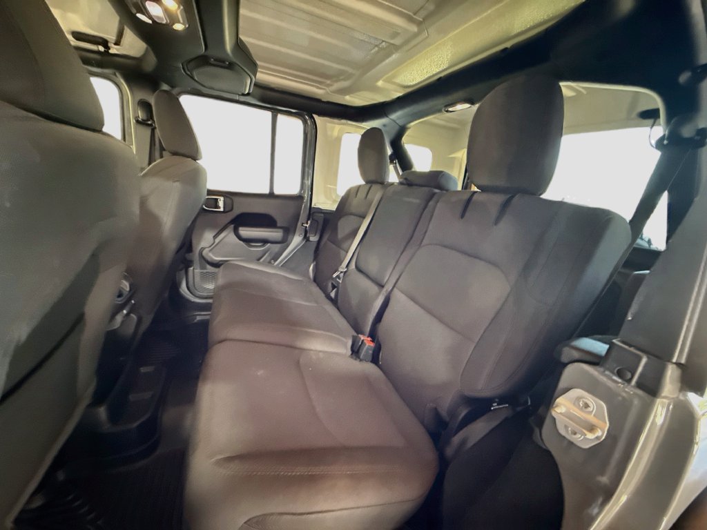 Certified 2023 Jeep Wrangler Unlimited w/ Cold Weather Group AWD/4WD image 21