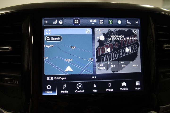 Used 2022 RAM 3500 Laramie image 22