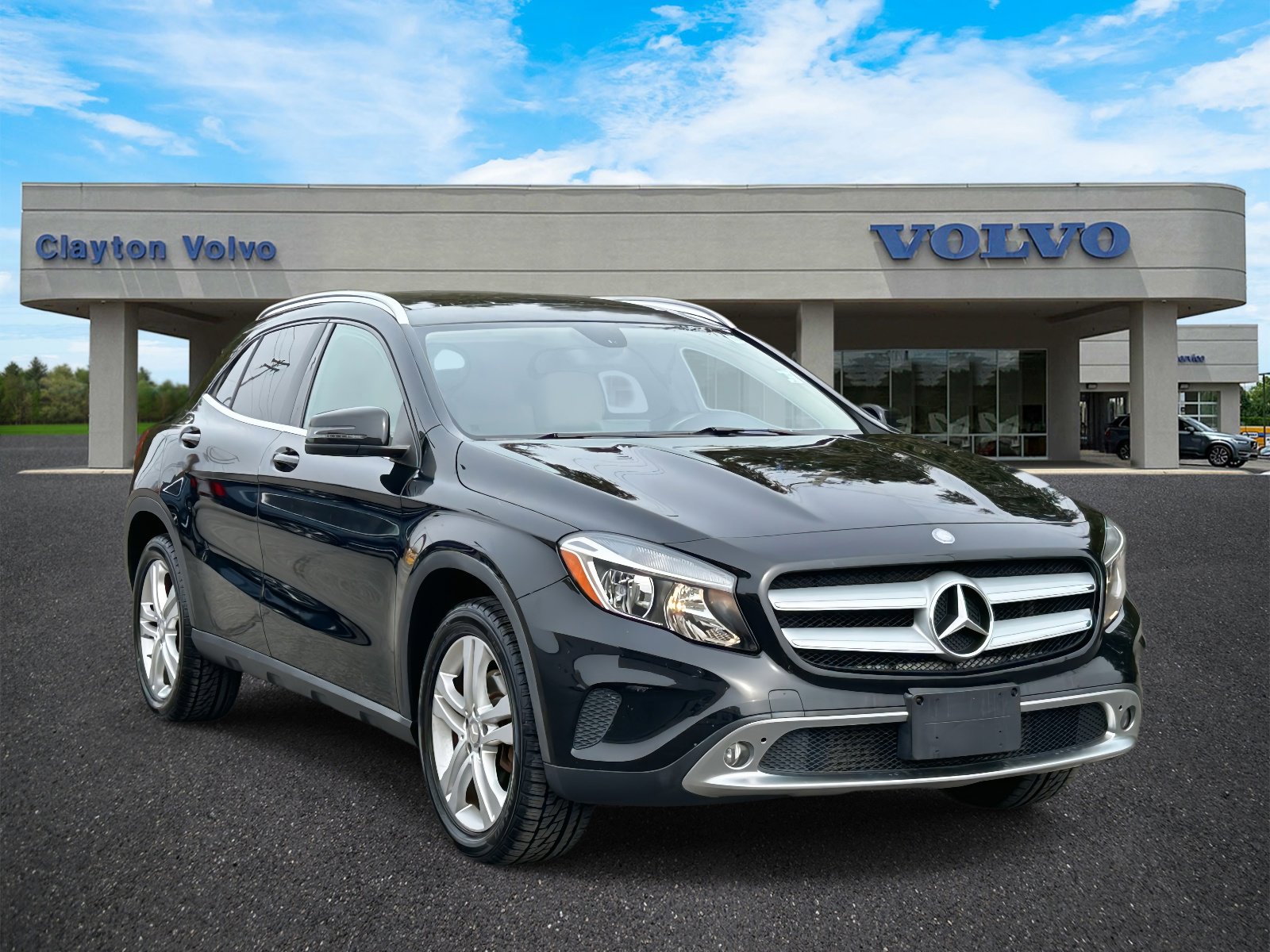 Used 2015 Mercedes-Benz GLA 250 4MATIC image 1