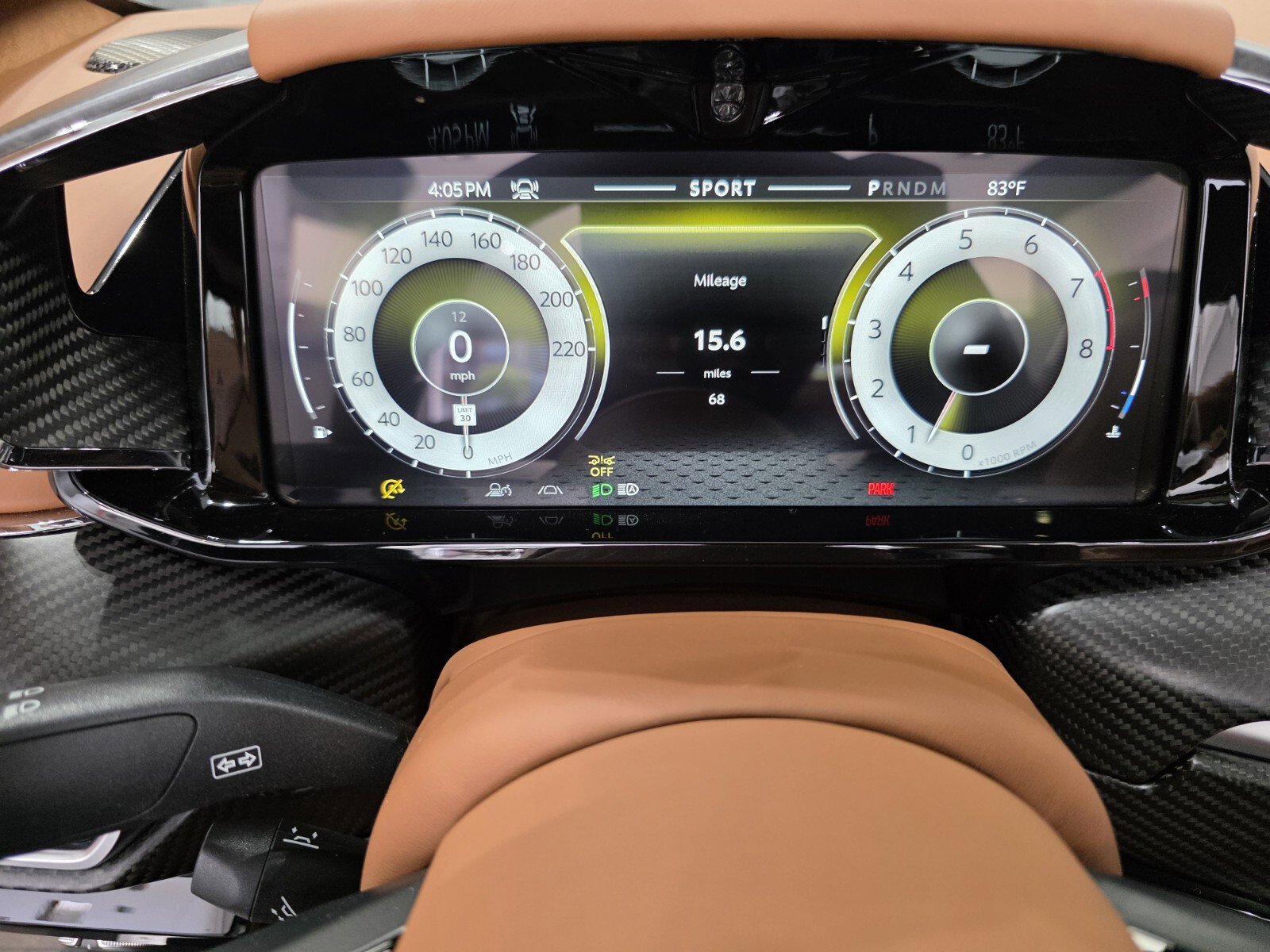 New 2026 Aston Martin V8 Vantage Roadster RWD image 6