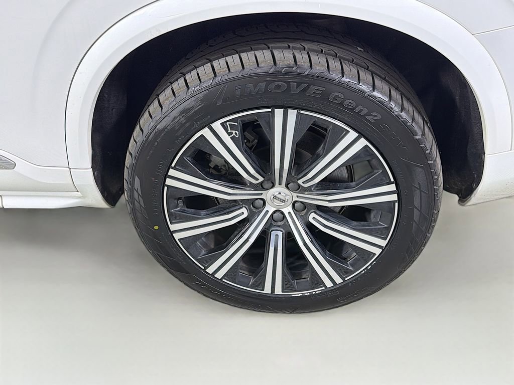 Used 2024 Volvo XC90 B5 Core w/ Protection Package Premier image 35