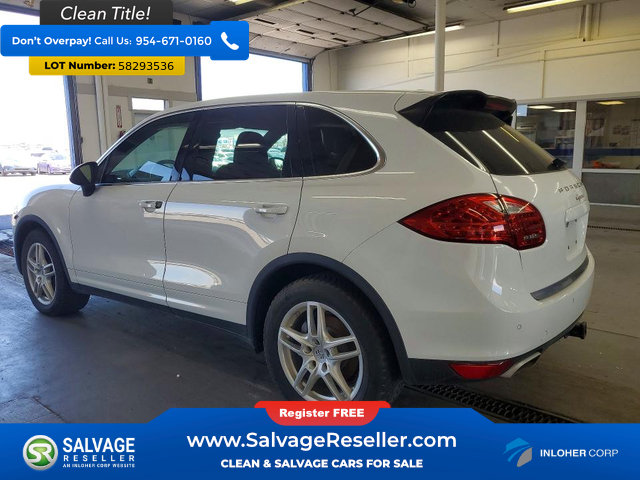 Used 2013 Porsche Cayenne AWD/4WD image 3