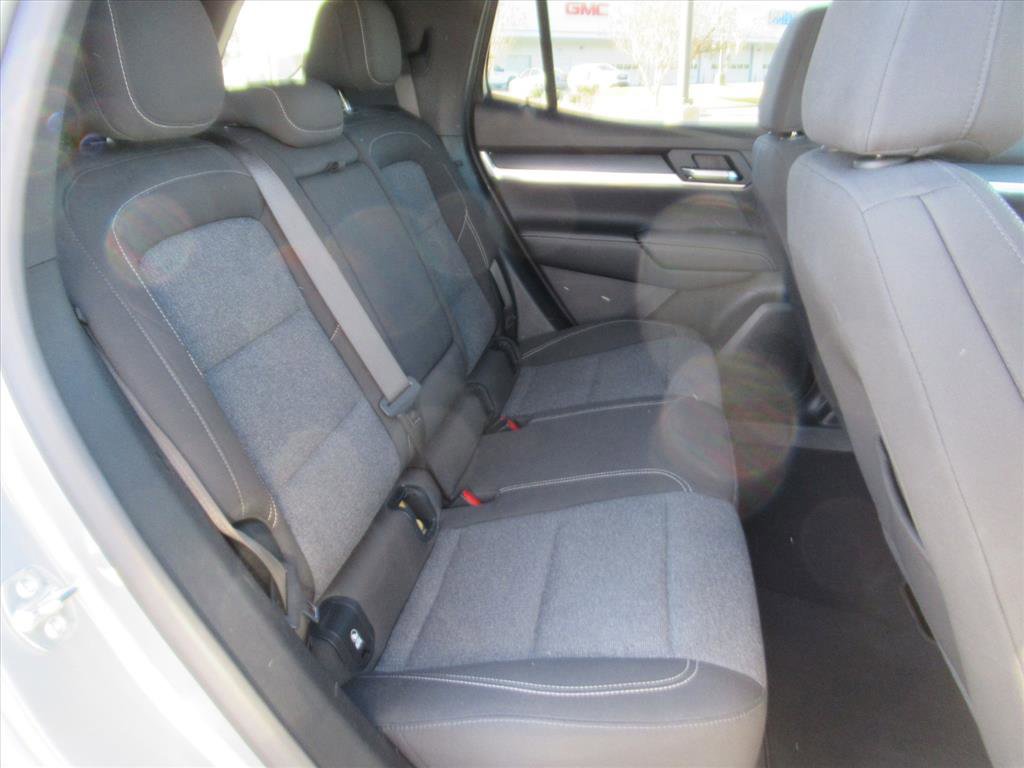 Used 2025 GMC Terrain Elevation image 26