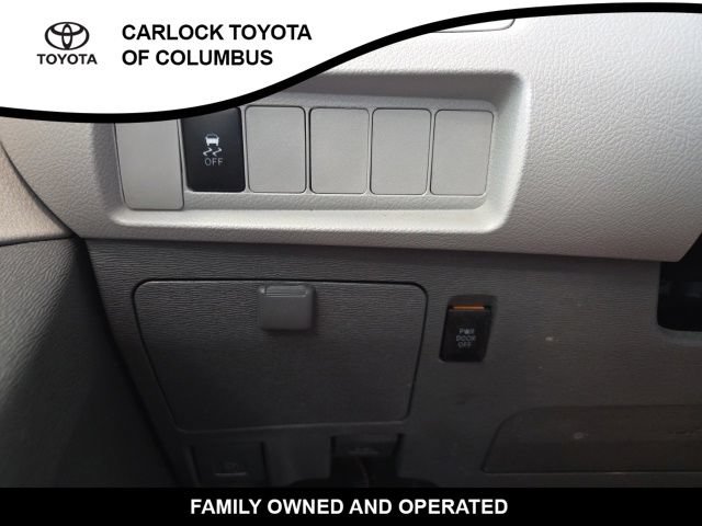 Used 2020 Toyota Sienna LE FWD image 25
