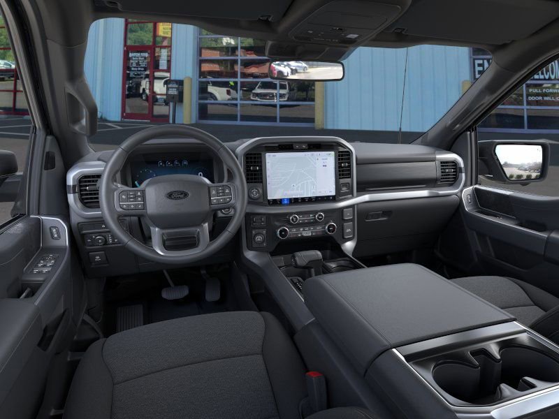 Used 2025 Ford F150 XLT w/ Equipment Group 302A MID image 9