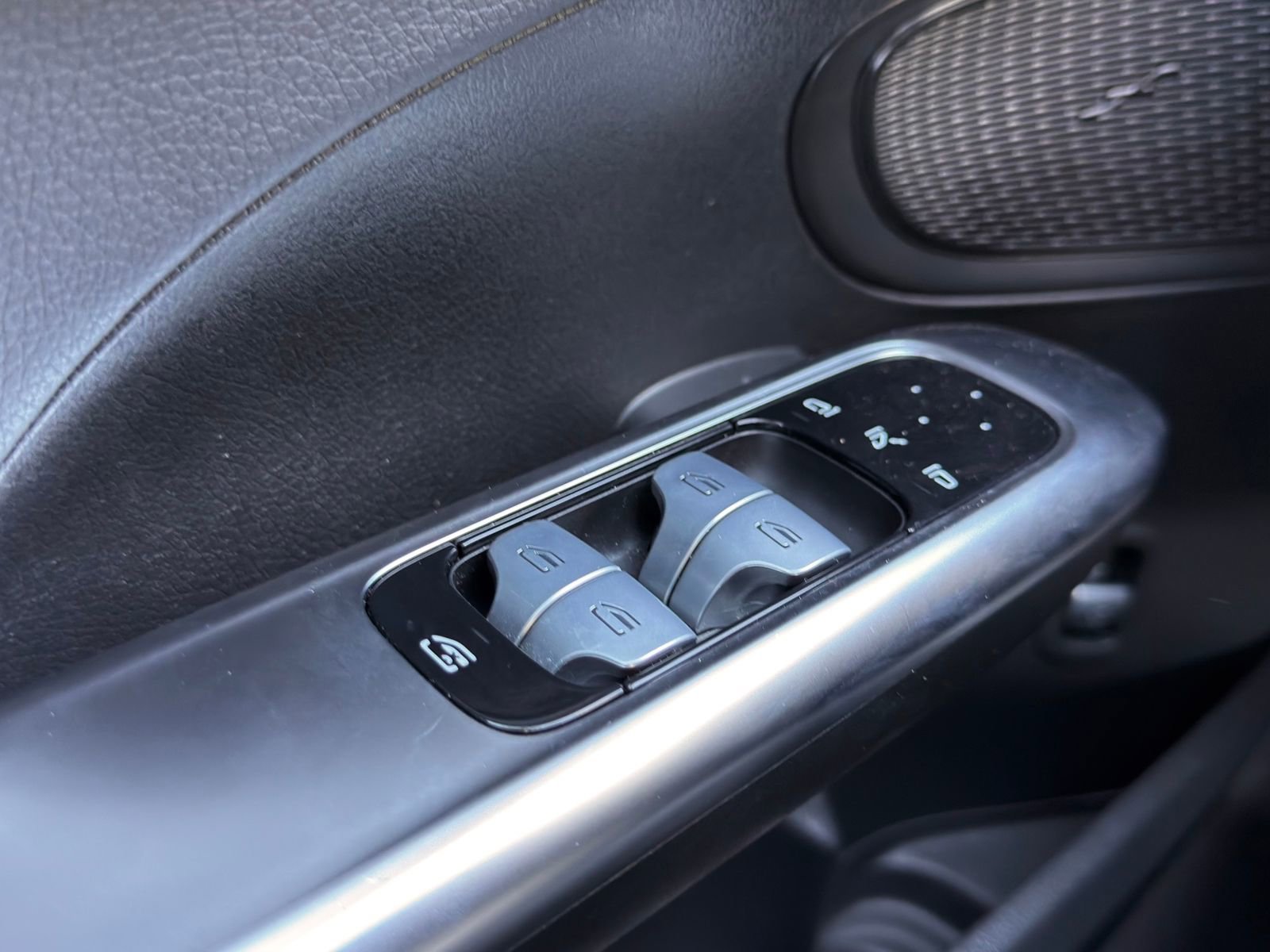 Certified 2023 Mercedes-Benz C 300 Sedan image 18