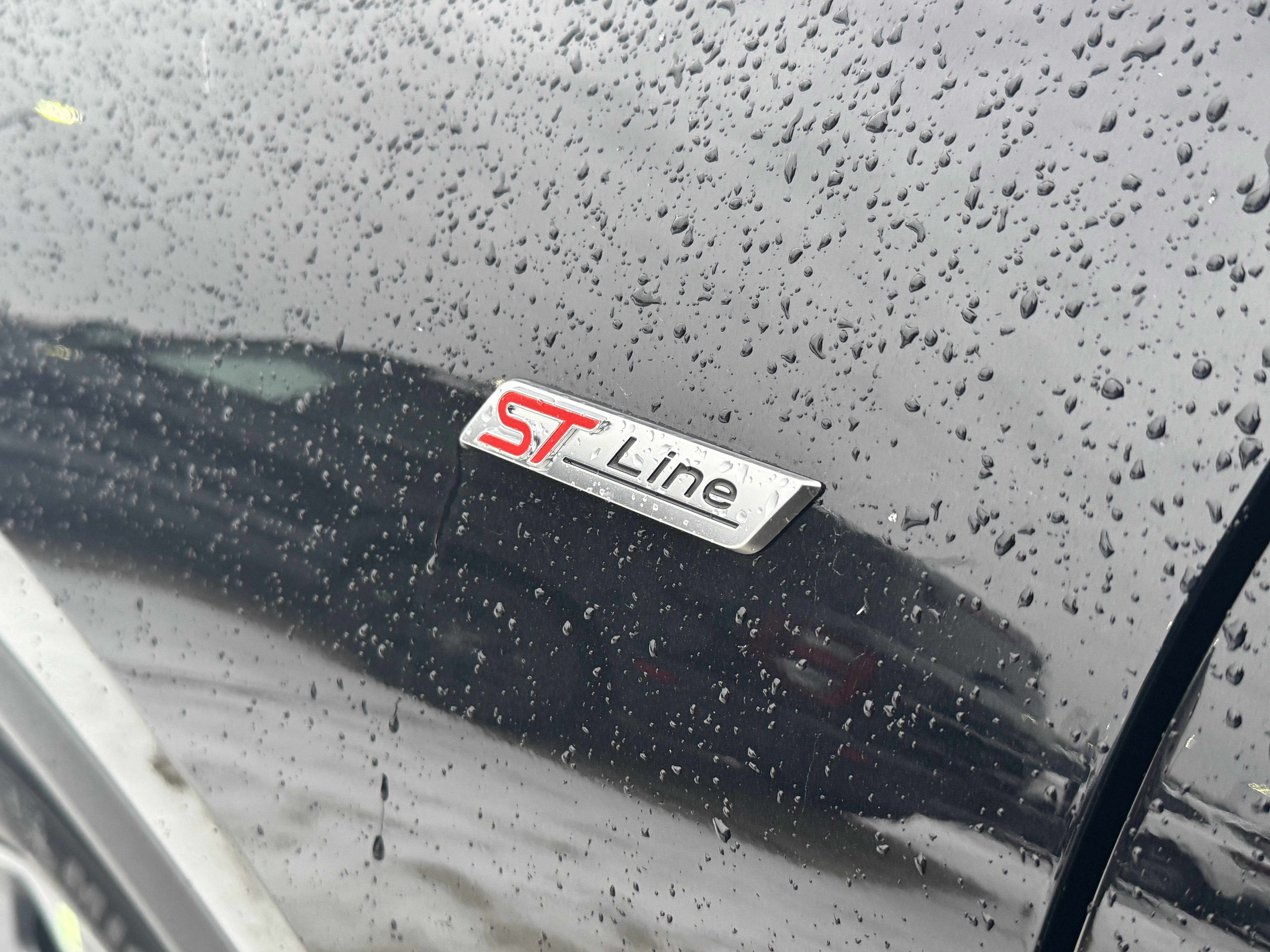 New 2026 Ford Escape ST-Line w/ Cold Weather Package image 10