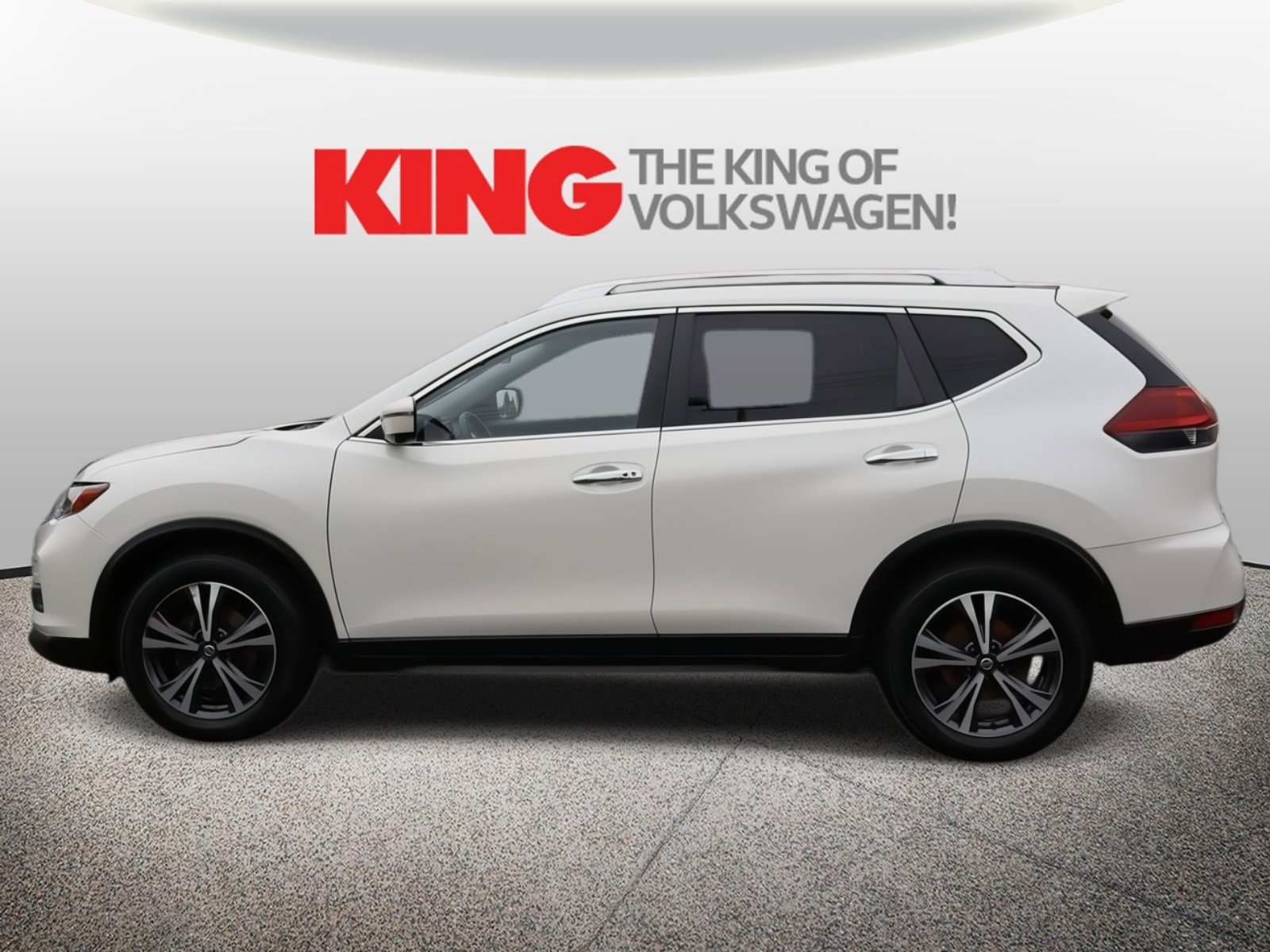 Used 2020 Nissan Rogue SV w/ Premium Package image 7