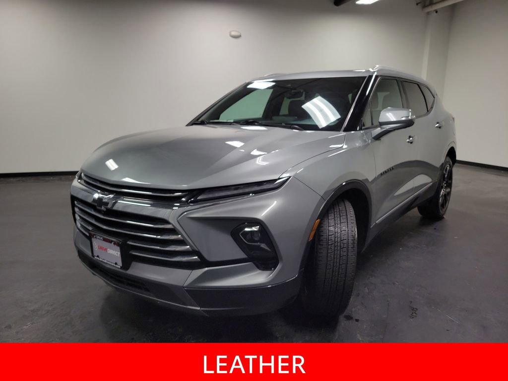 Used 2023 Chevrolet Blazer Premier w/ Driver Confidence II Package image 4