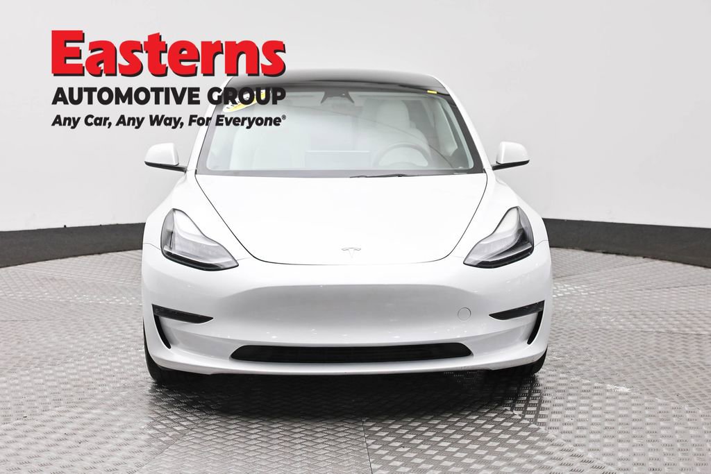 Used 2023 Tesla Model 3 Standard Range RWD image 2