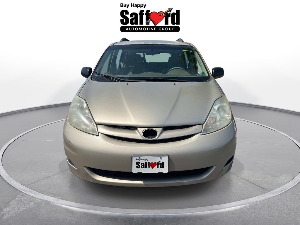 Used 2009 Toyota Sienna CE FWD image 4