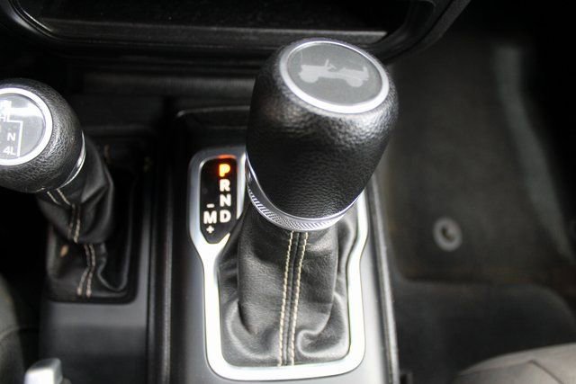 Used 2020 Jeep Wrangler Unlimited Sahara AWD/4WD image 15