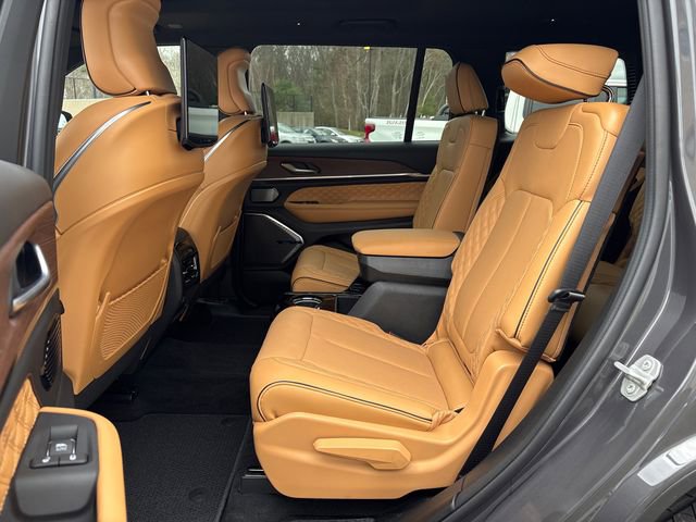 Certified 2025 Jeep Grand Cherokee L Summit w/ Advanced Protech Group IV AWD/4WD image 19