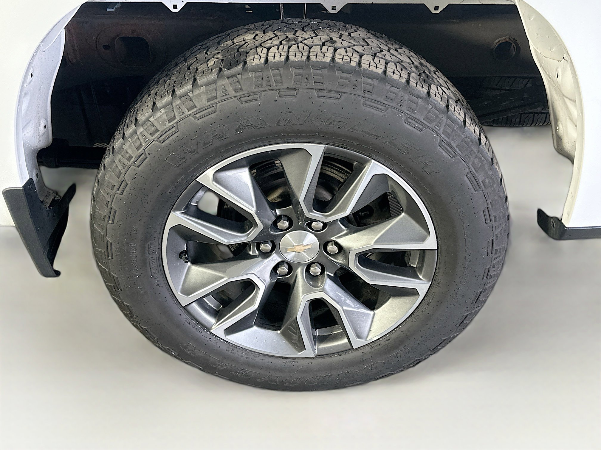 Used 2023 Chevrolet Silverado 1500 LT image 11