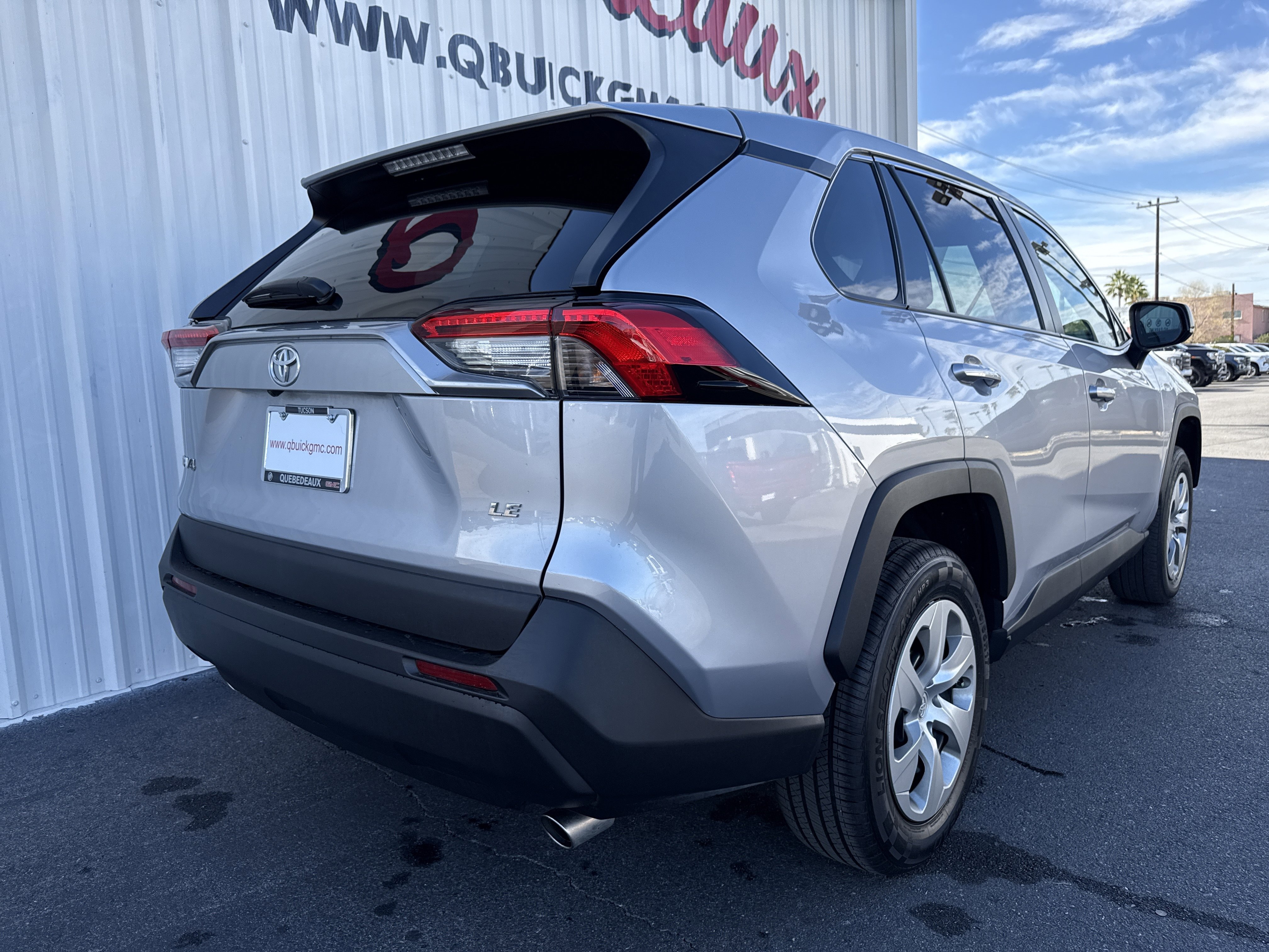 Used 2022 Toyota RAV4 LE image 26