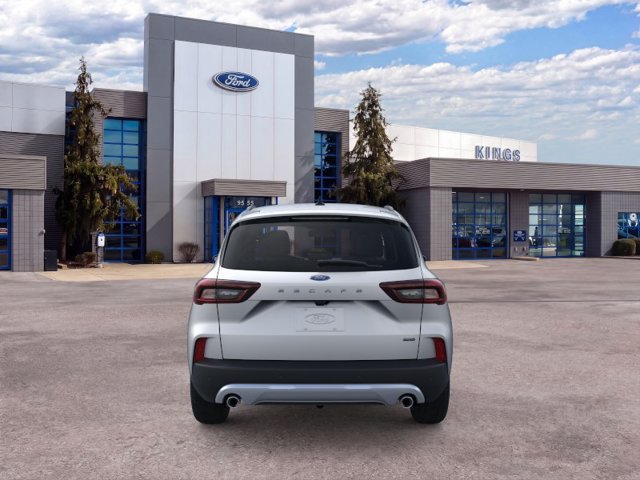 New 2024 Ford Escape SE FWD image 5