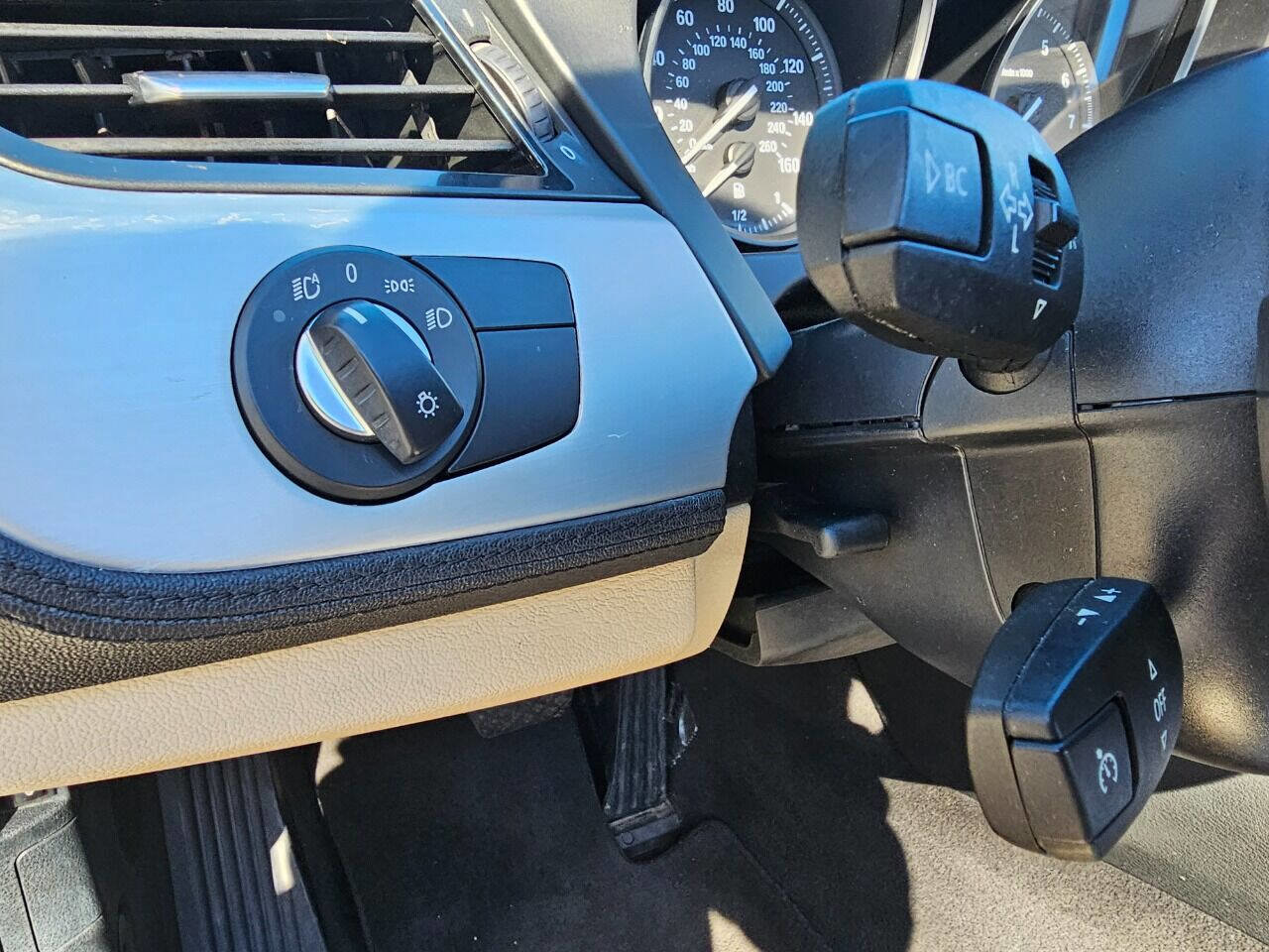 Used 2014 BMW Z4 sDrive28i image 22