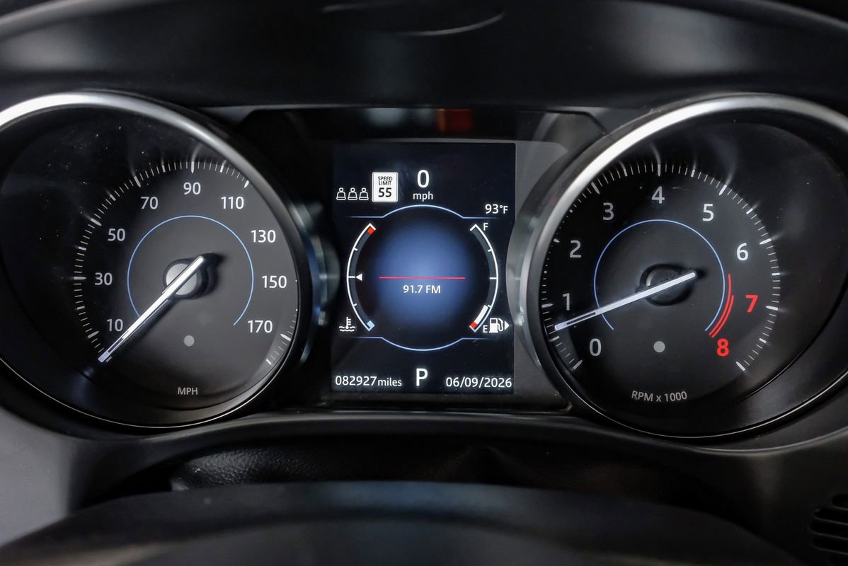 Used 2019 Jaguar F-PACE Premium AWD/4WD image 18