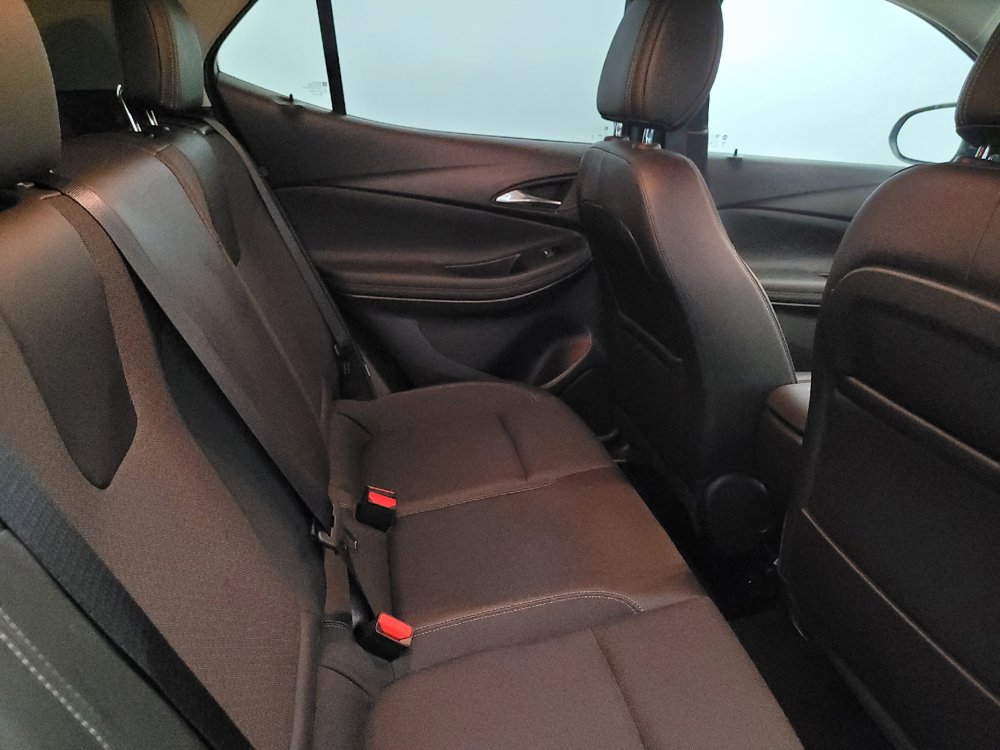 Used 2023 Buick Encore GX Preferred w/ Cold Weather Comfort Package AWD/4WD image 19