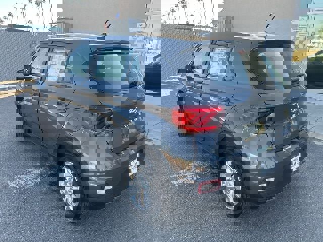 New 2026 Hyundai Venue SE image 3