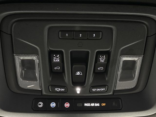 Used 2022 GMC Sierra 2500 AT4 w/ AT4 Premium Plus Package AWD/4WD image 29