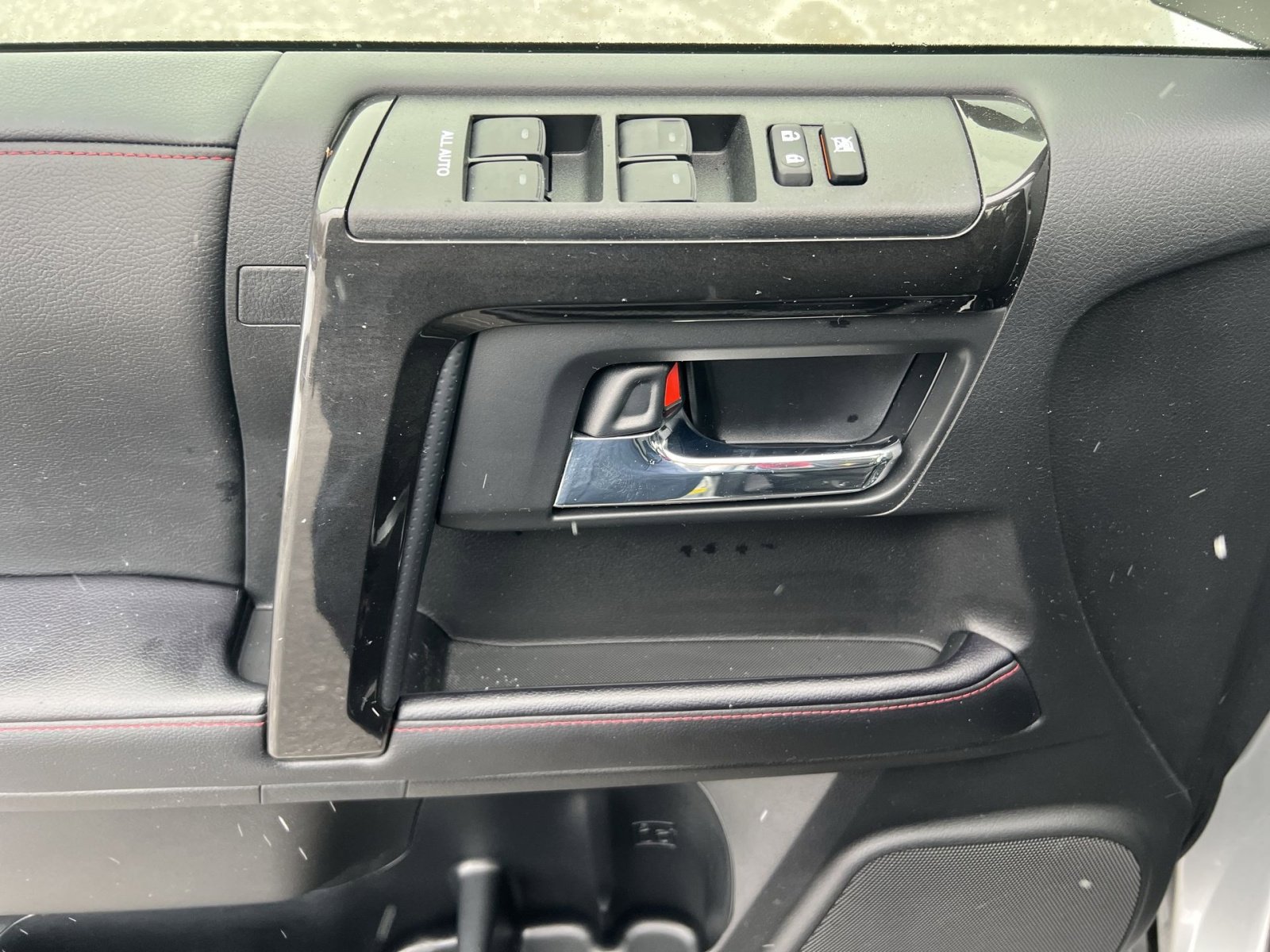 Used 2024 Toyota 4Runner TRD Off-Road Premium image 15