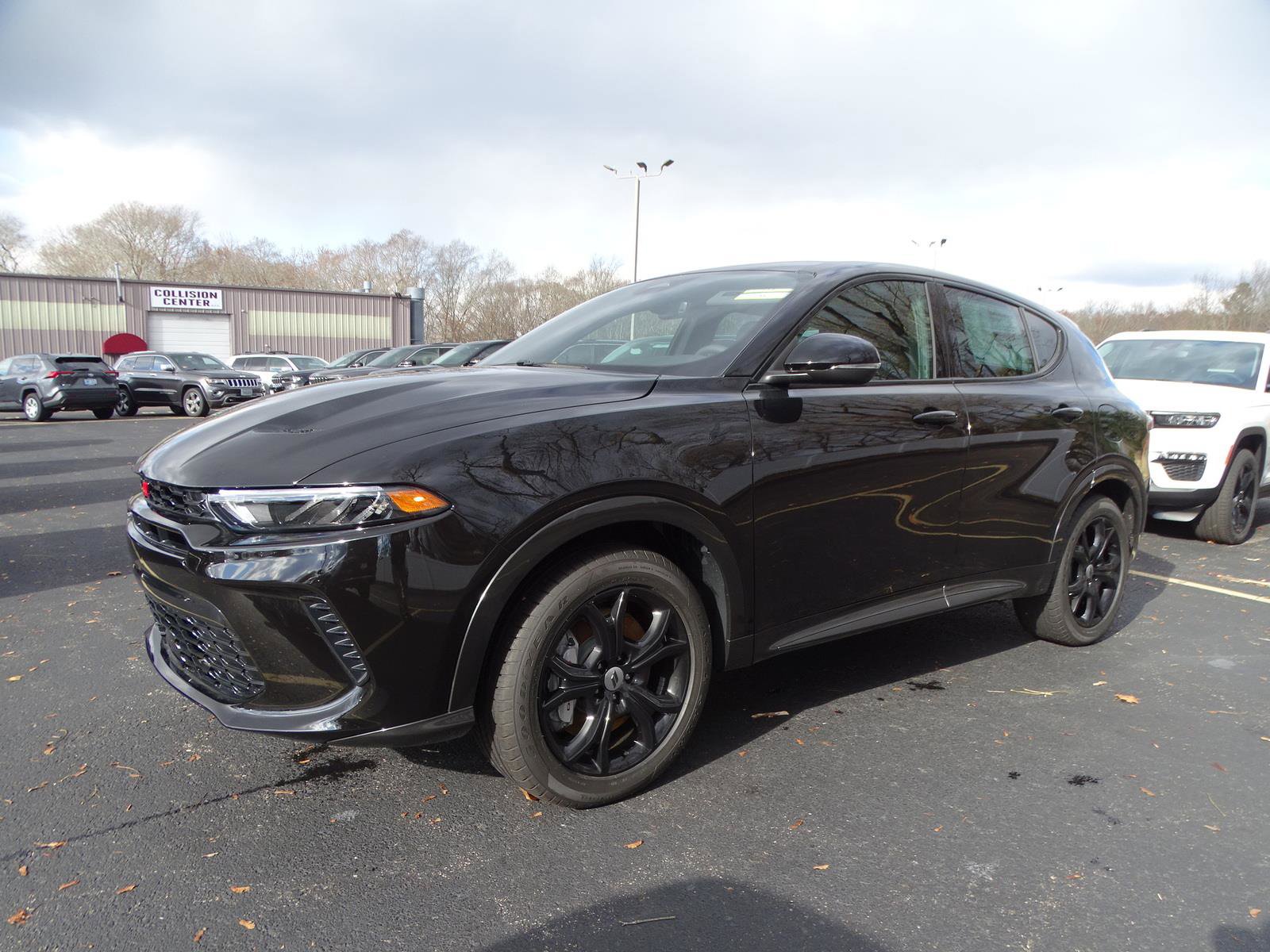 New 2024 Dodge Hornet R/T Plus w/ R/T Blacktop Package image 2