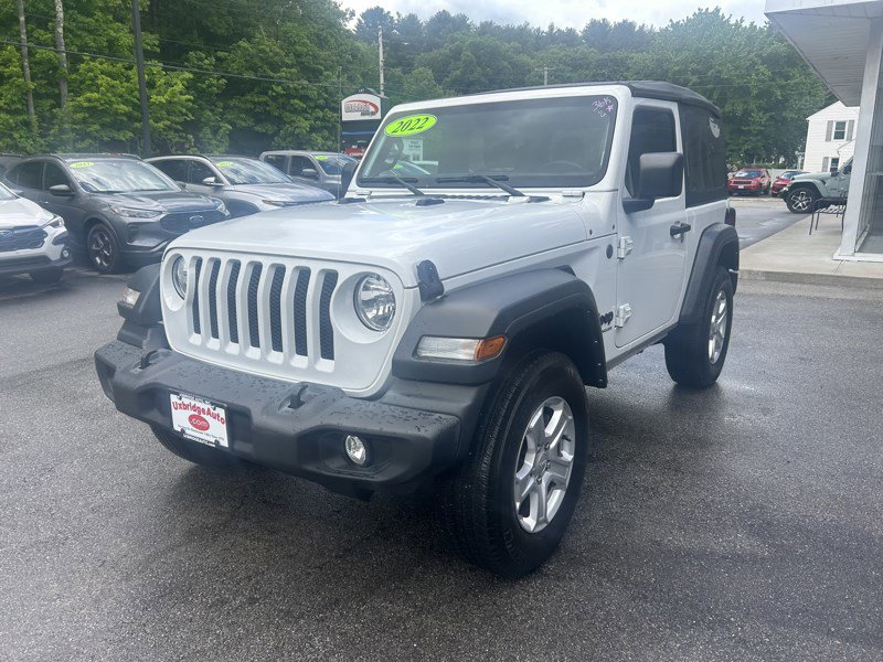 Used 2022 Jeep Wrangler Sport AWD/4WD image 4