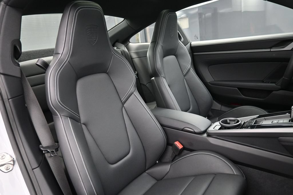 Certified 2025 Porsche 911 Carrera S RWD image 29
