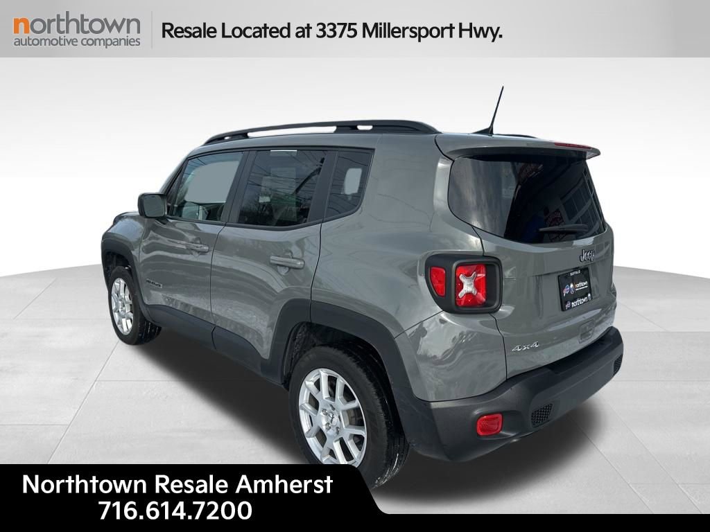 Used 2022 Jeep Renegade Latitude w/ Convenience Group image 3