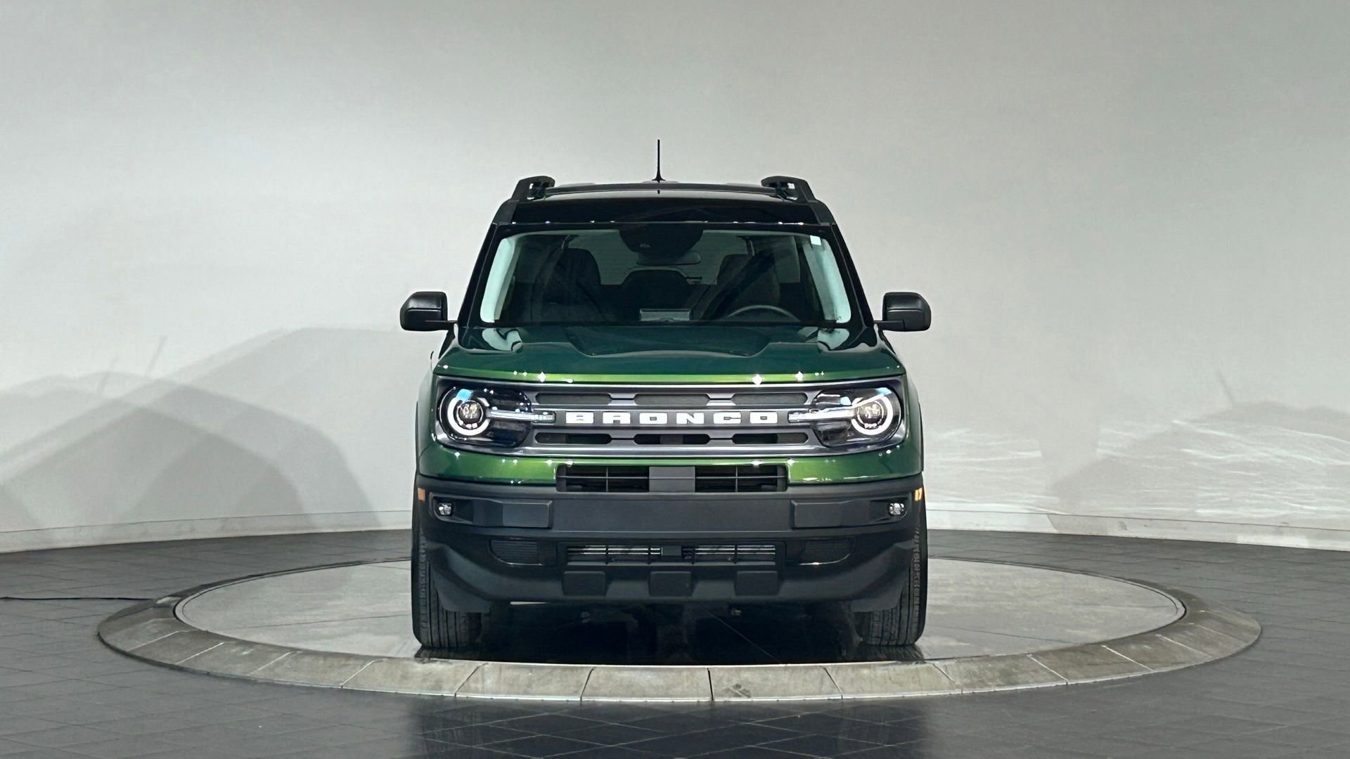 Used 2024 Ford Bronco Sport Big Bend w/ Convenience Package AWD/4WD image 3