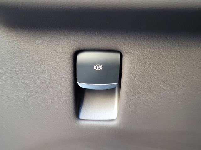 Certified 2024 Lincoln Nautilus Black Label image 13