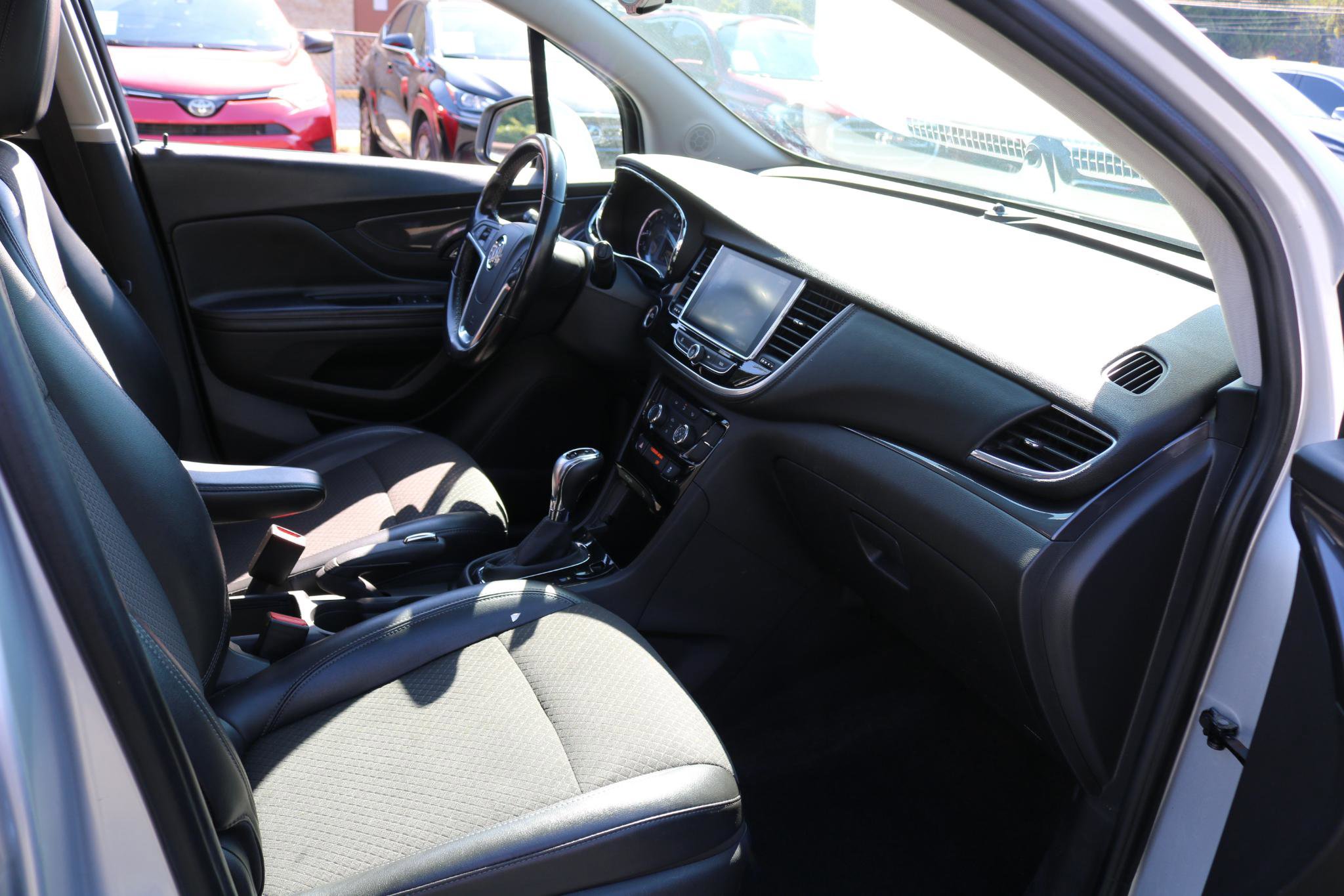 Used 2019 Buick Encore Preferred image 39