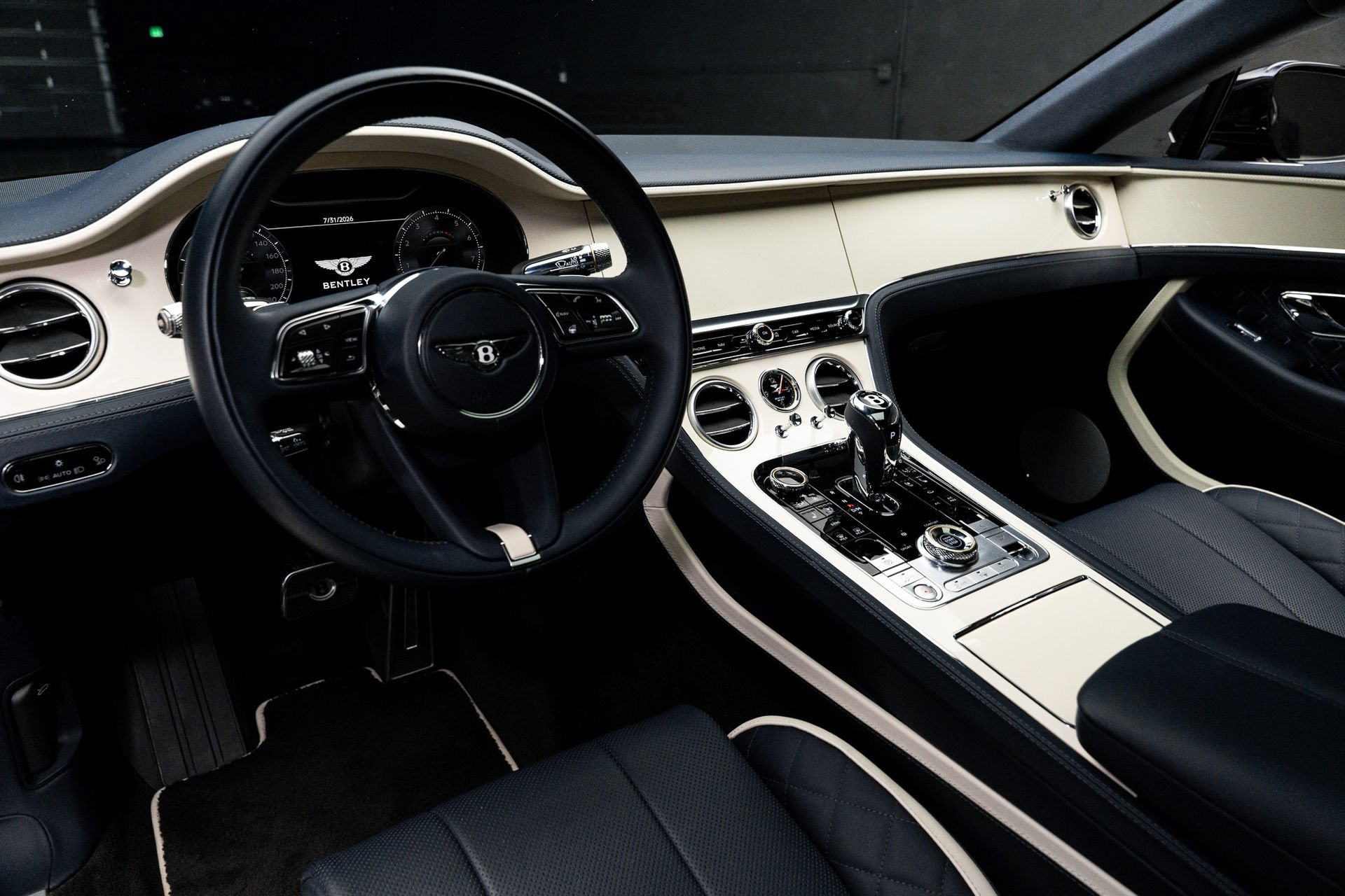 Used 2023 Bentley Continental GT Speed AWD/4WD image 2