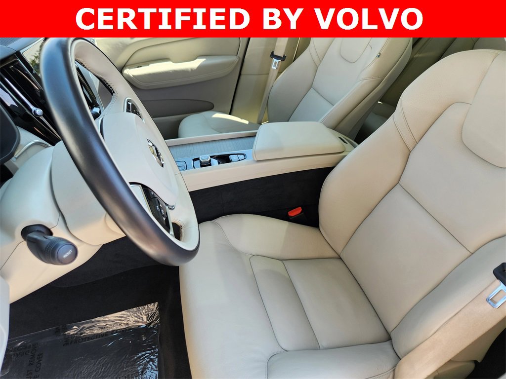 Used 2023 Volvo XC60 T8 Plus w/ Protection Package Premier image 13