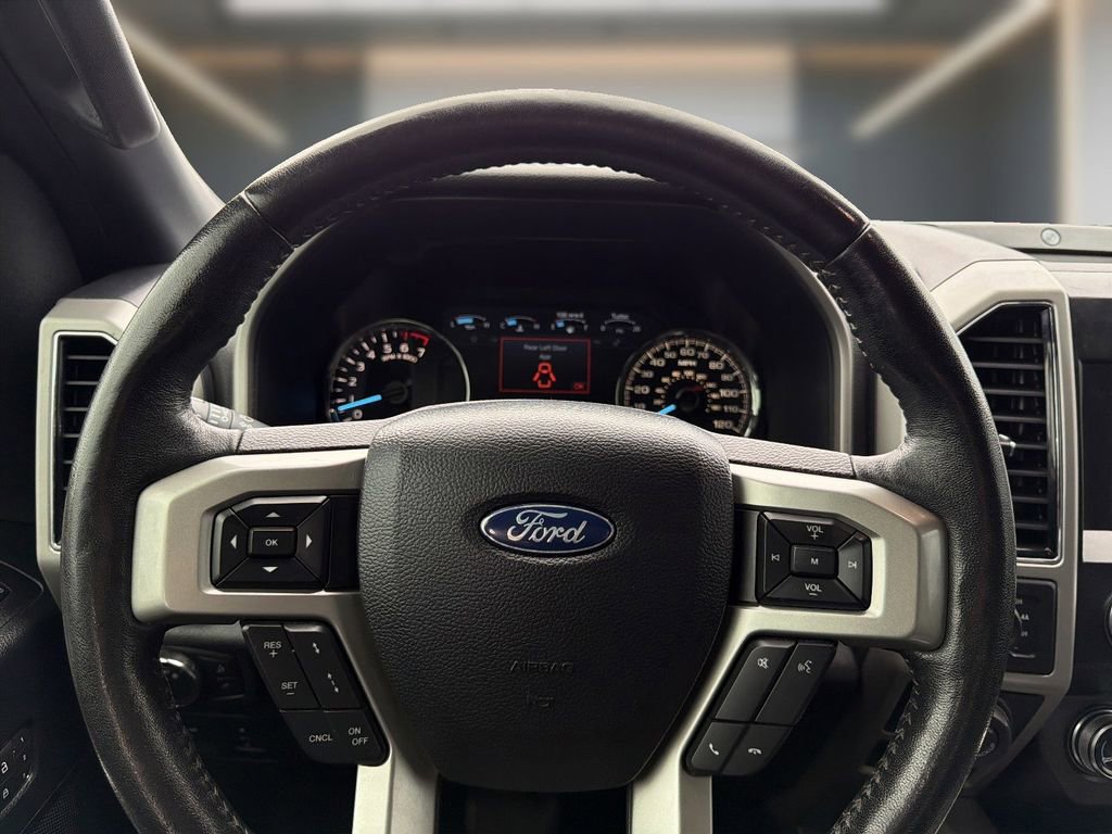 Used 2020 Ford F150 Lariat w/ Equipment Group 502A Luxury AWD/4WD image 20