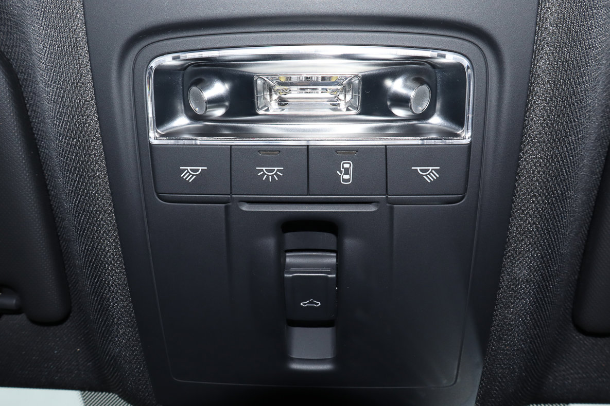 Used 2018 Audi RS 3 w/ Technology Package image 29