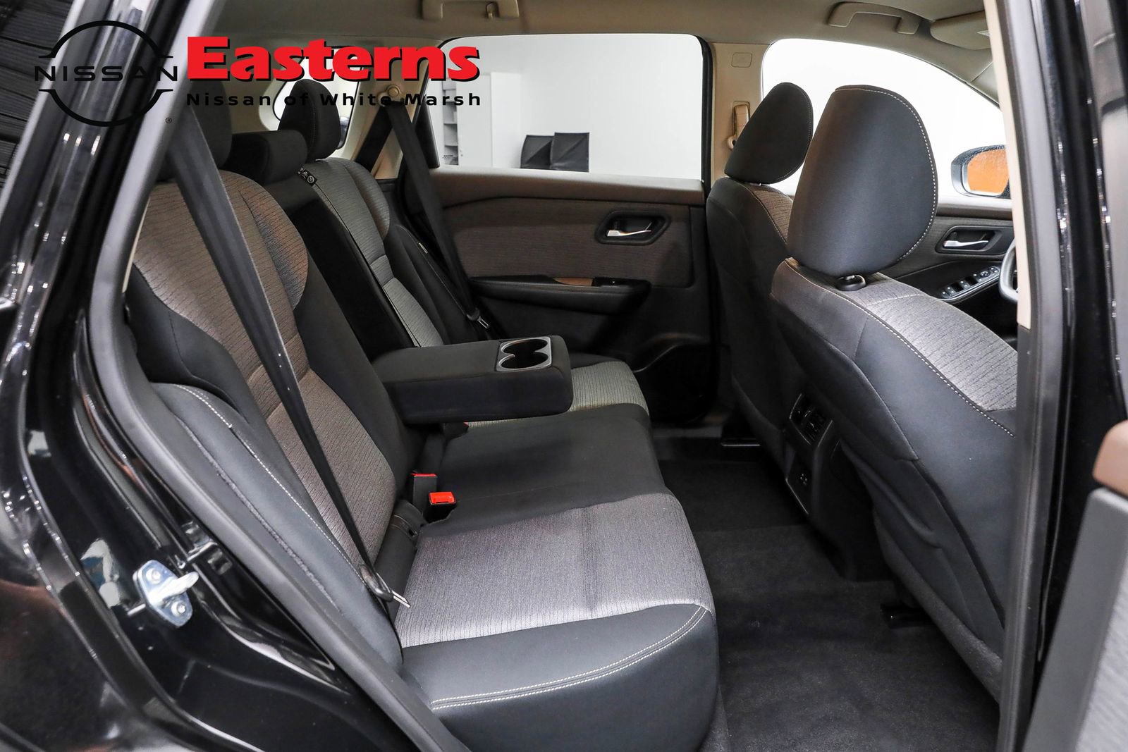 Used 2023 Nissan Rogue SV image 22