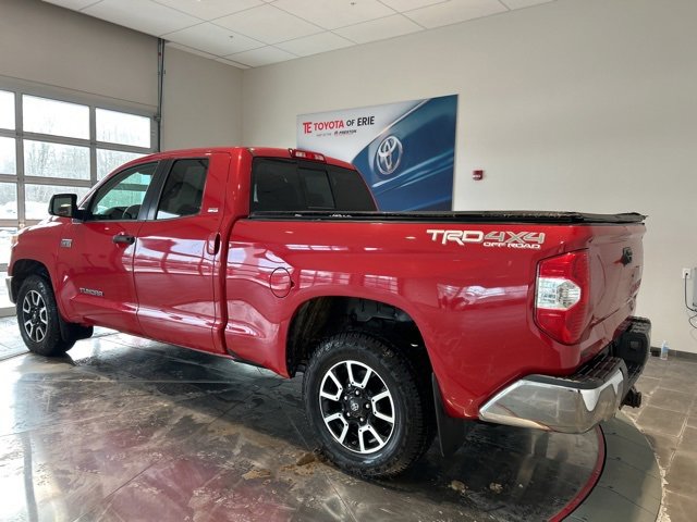 Used 2016 Toyota Tundra SR5 w/ TRD Off Road Package image 4