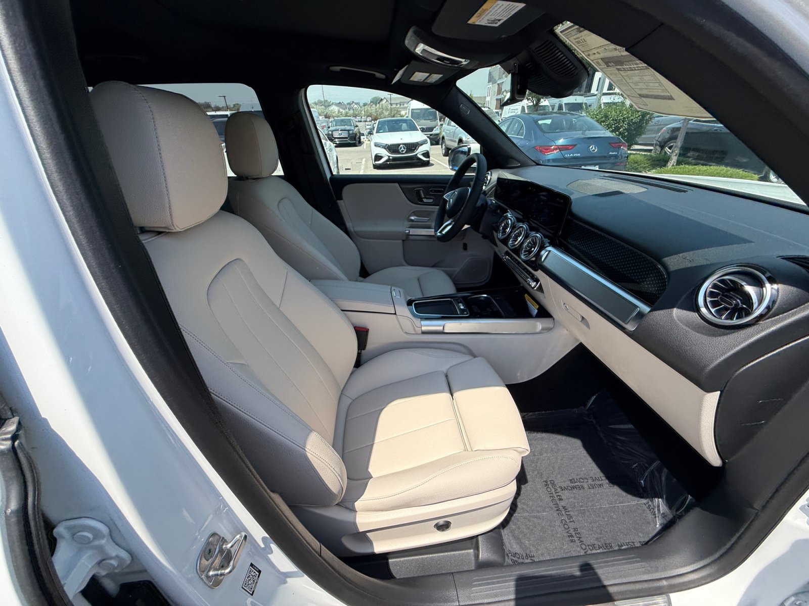 New 2026 Mercedes-Benz GLB 250 4MATIC image 19