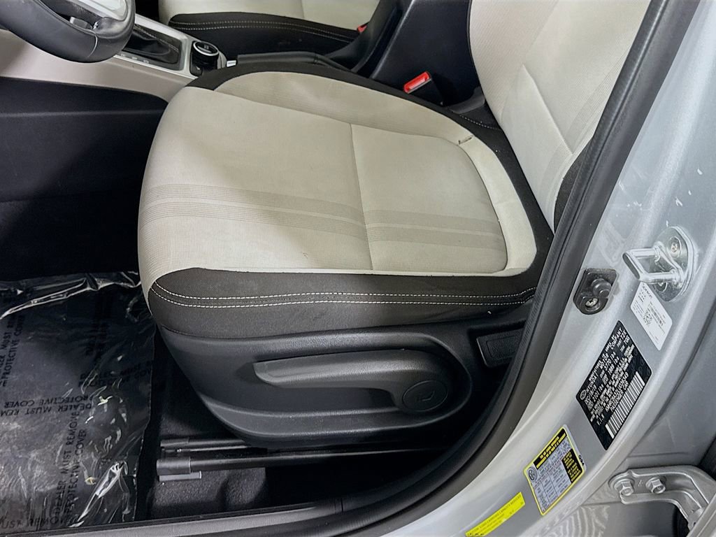 Used 2020 Hyundai Venue SEL w/ Convenience + Premium Package image 24