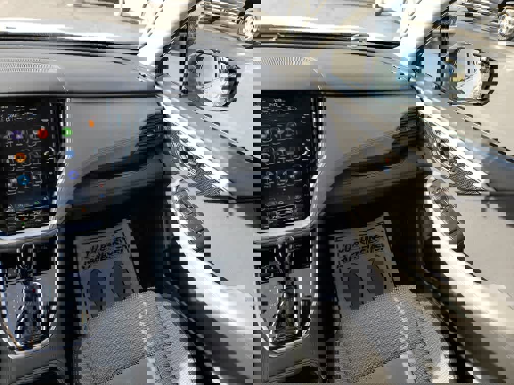 Used 2023 Subaru Outback Premium image 15