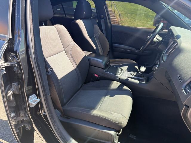 Used 2021 Dodge Charger SXT w/ Blacktop Package image 33