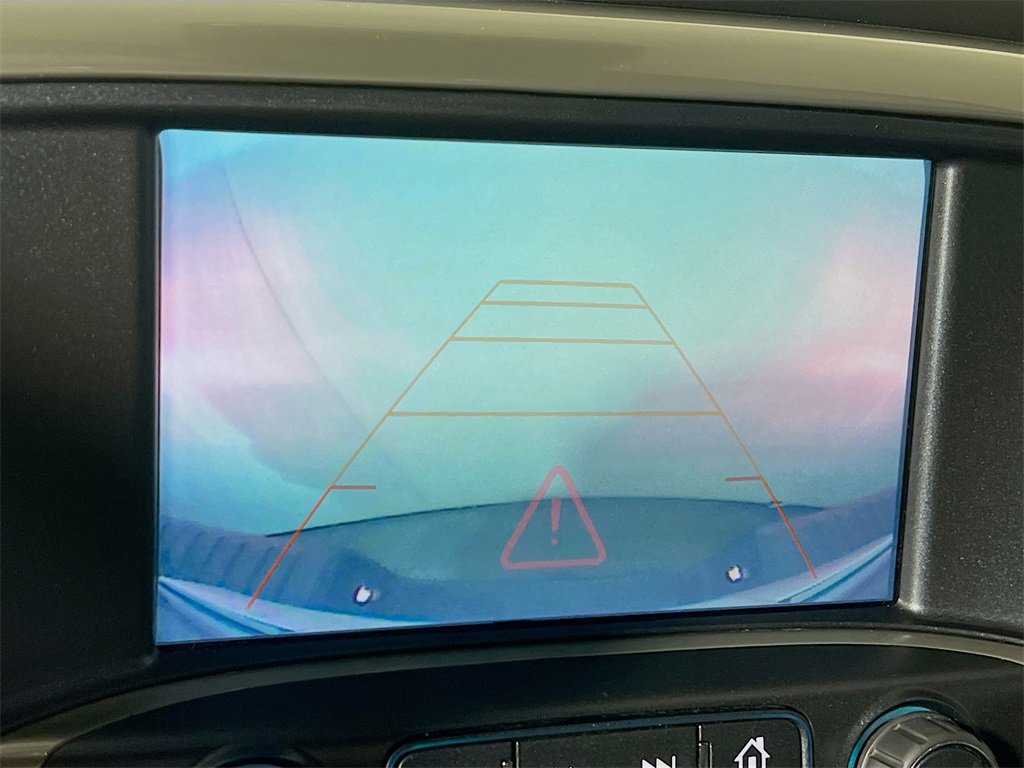 Used 2018 Chevrolet Silverado 1500 High Country image 12